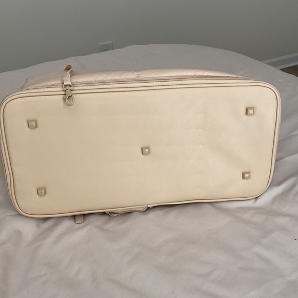 BEIS Cream Travel Bag - Picture 4 of 5